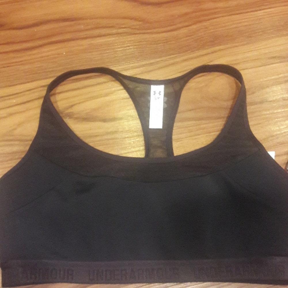 NWT Under Armour HeatGear Sports Bra